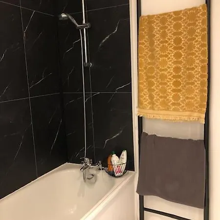 Apartment F2 Confort *