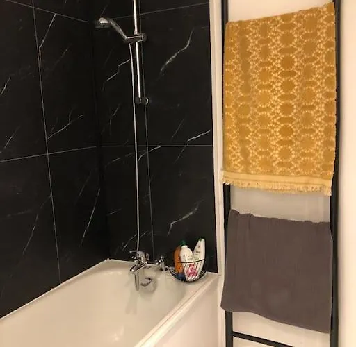 Apartment F2 Confort *